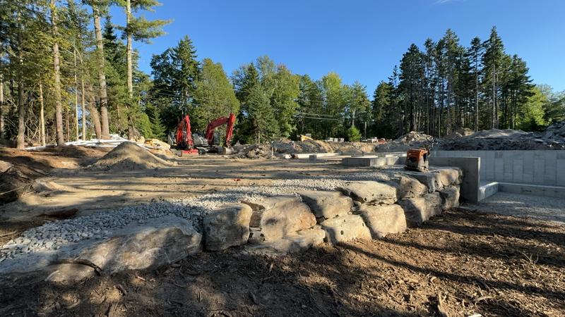 Stone wall construction in Southern Maine