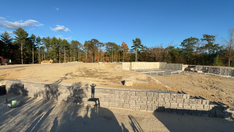 Custom landscape stone wall, Cumberland County