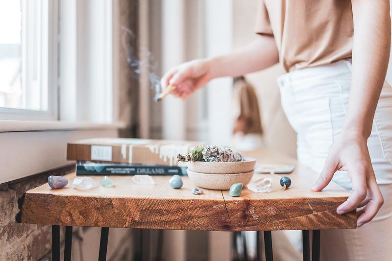 In-depth Guide to Energy Cleansing Within a Space