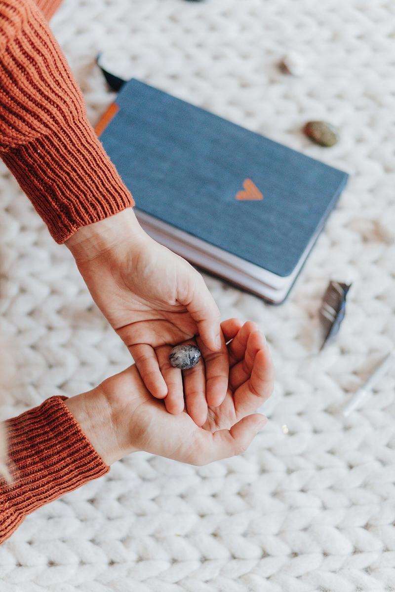 The Beginner's Guide to Crystal Healing