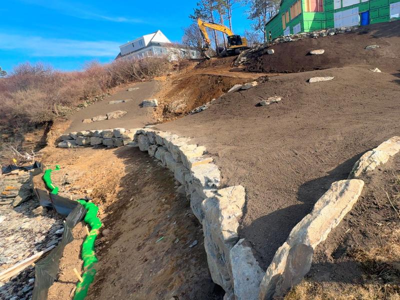 Retaining wall and stonework construction